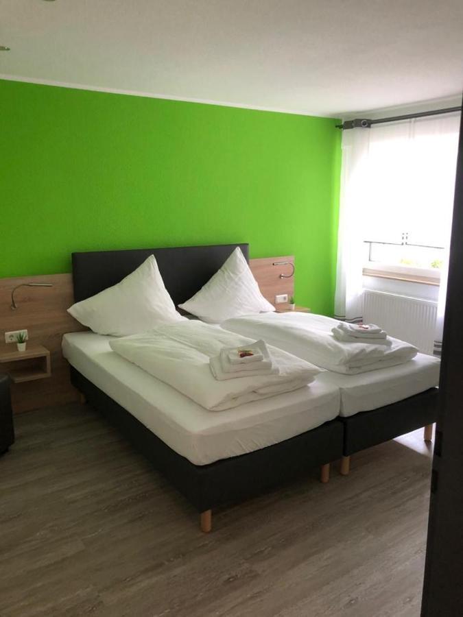 Hotel Unter Den Linden Kierspe エクステリア 写真