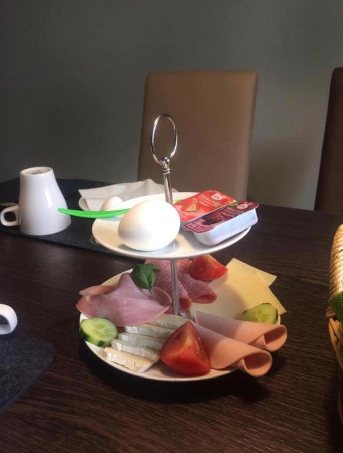 Hotel Unter Den Linden Kierspe エクステリア 写真